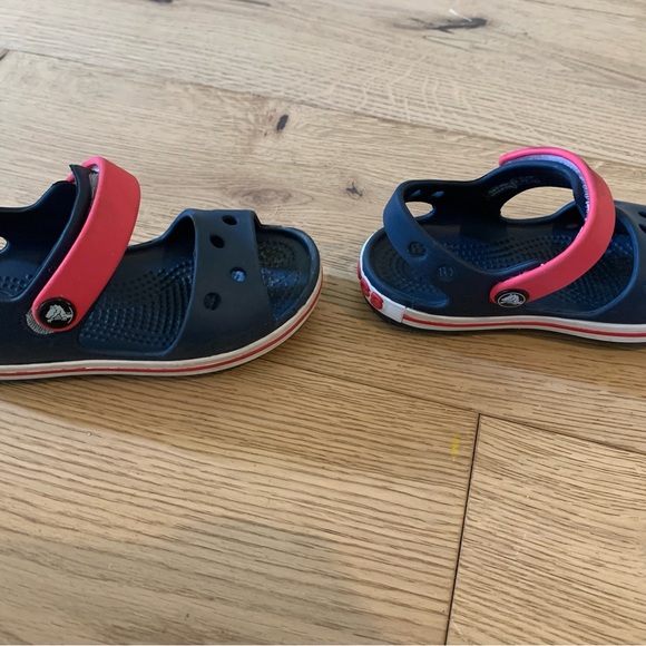 Crocs - Picture 4 of 6